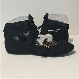 Chic Black Flats with Ankle Tie